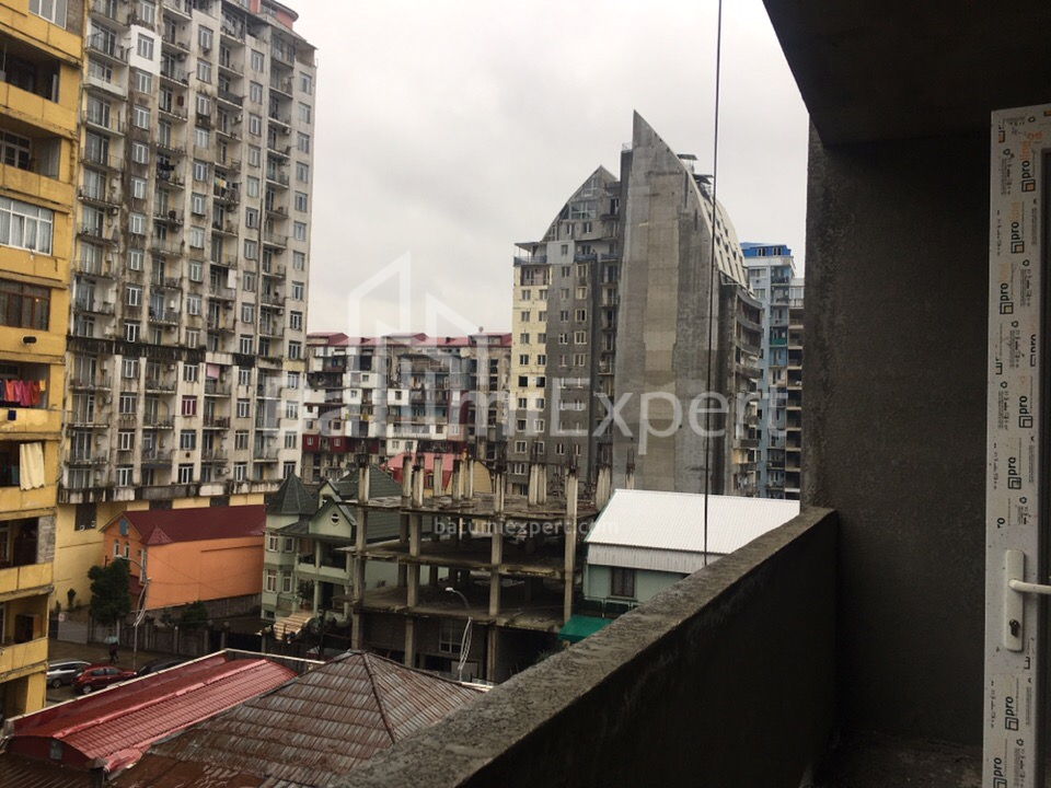 Квартира 70.4 м² - Вахтанга Горгасали, Батуми, Грузия