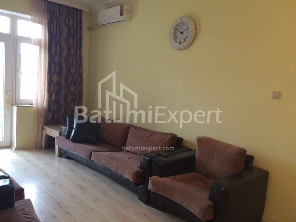Квартира 57 м² - Шерифа Химшиашвили, Батуми, Грузия