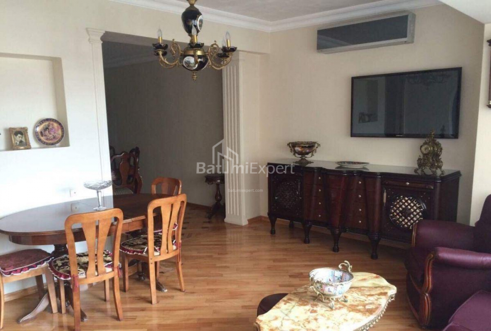 Квартира 120 м² - Царя Парнаваза, Батуми, Грузия