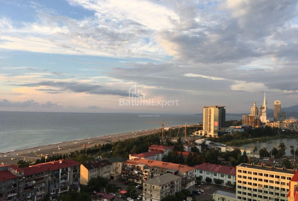 Квартира 112 м² - Шерифа Химшиашвили, Батуми, Грузия
