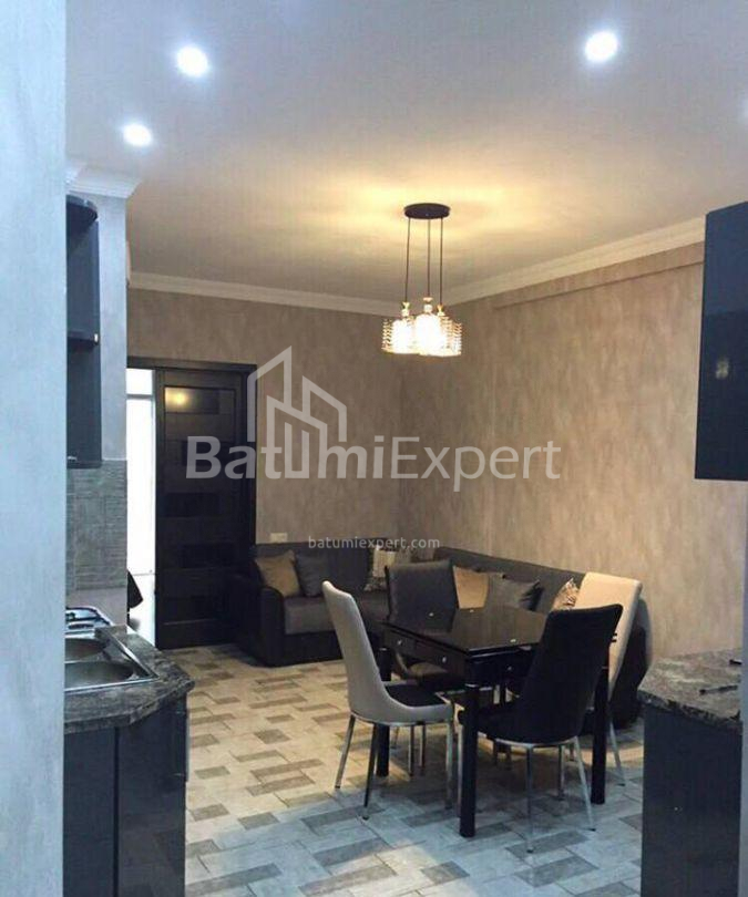 Квартира 47 м² - Вахтанга Горгасали, Батуми, Грузия