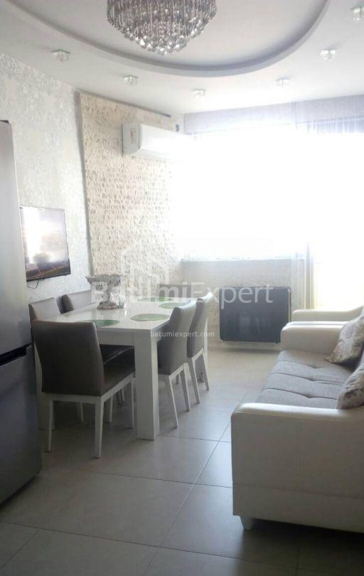Квартира 50 м² - Шерифа Химшиашвили, Батуми, Грузия