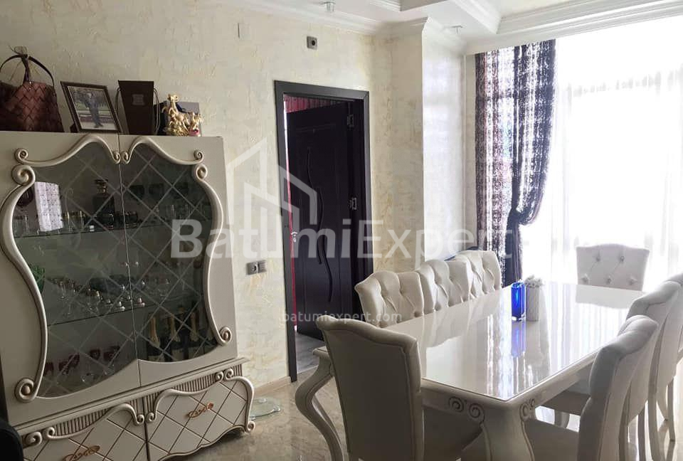 Квартира 85 м² - Петра Багратиони, Батуми, Грузия