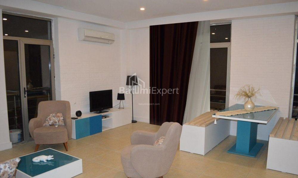 Квартира 110 м² - Шерифа Химшиашвили, Батуми, Грузия