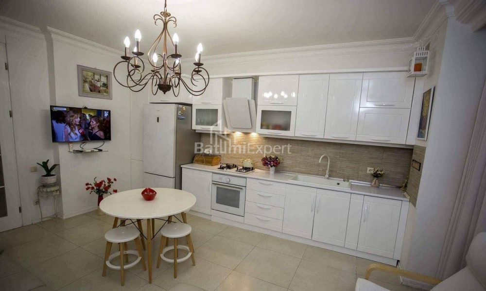 Квартира 120 м² - Царя Парнаваза, Батуми, Грузия