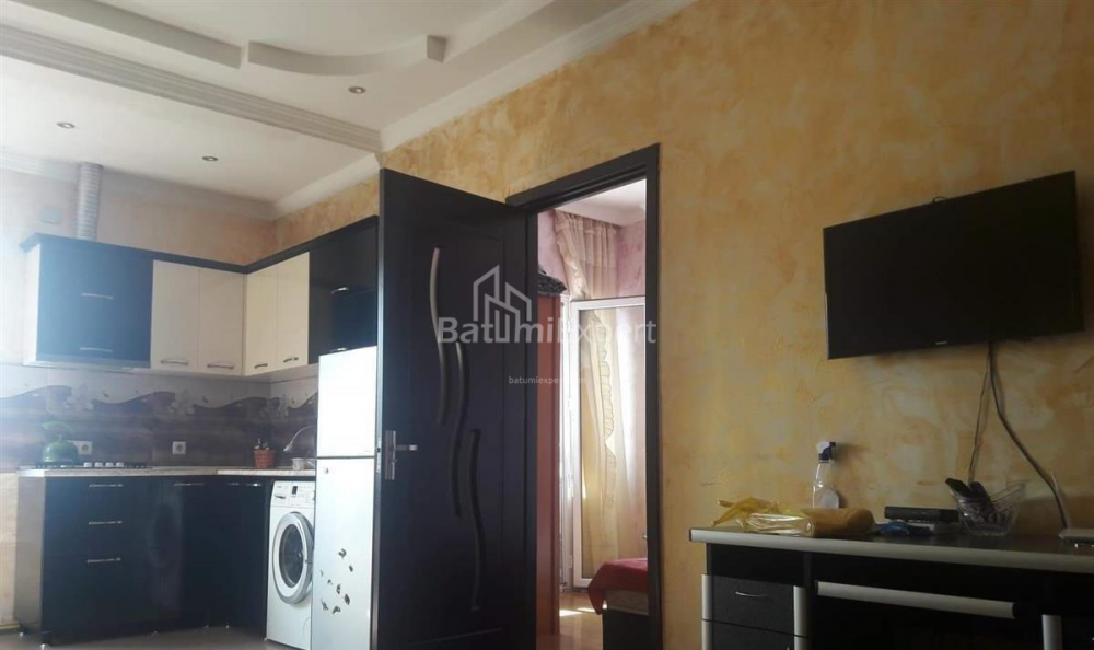 Квартира 44 м² - Зураба Горгиладзе, Батуми, Грузия