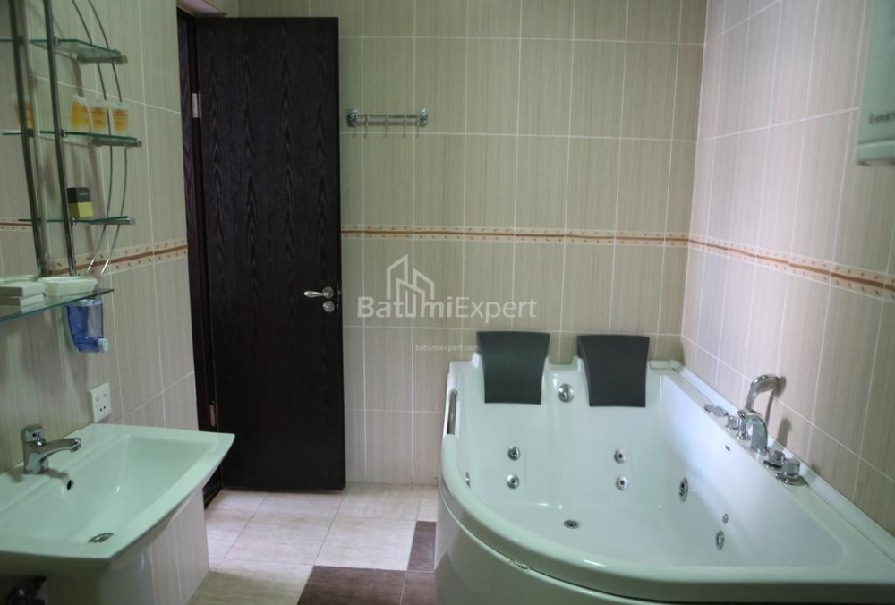 Квартира 55 м² - Генерала Аслана Абашидзе, Батуми, Грузия