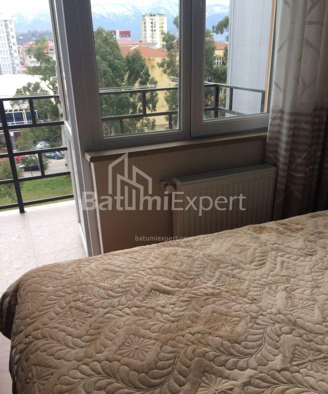 Квартира 40 м² - Петра Багратиони, Батуми, Грузия