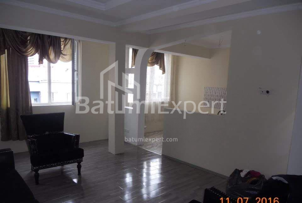 Квартира 60 м² - Генерала Аслана Абашидзе, Батуми, Грузия