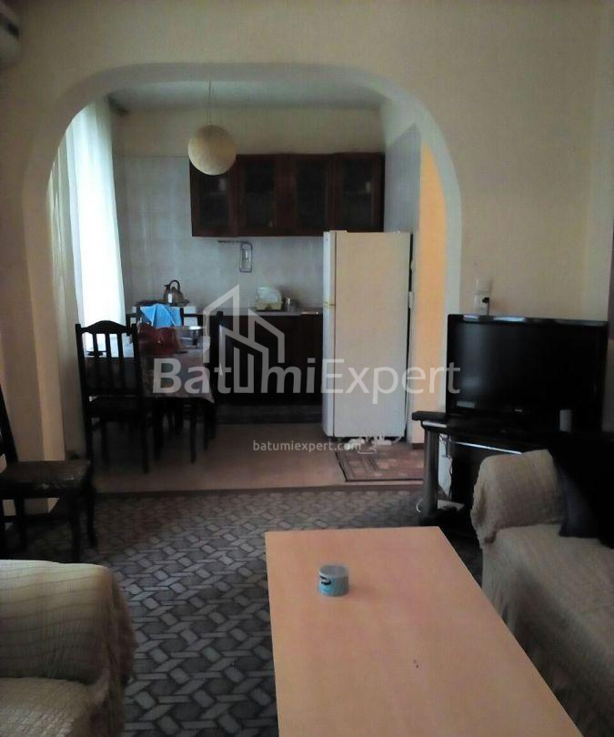 Квартира 55 м² - Шерифа Химшиашвили, Батуми, Грузия