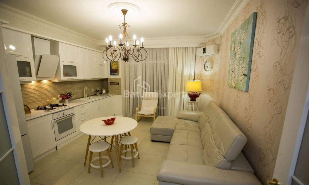 Квартира 128 м² - Царя Парнаваза, Батуми, Грузия