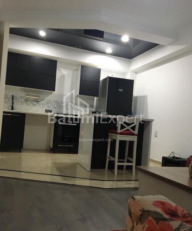 Квартира 80 м² - Царя Парнаваза, Батуми, Грузия