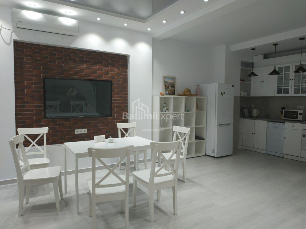 Частный дом 180 м² - Петре Ибери, Гонио, Грузия