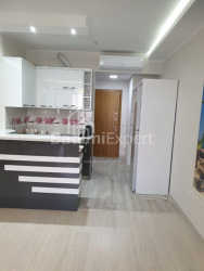 Квартира 1-комн 41 м² - Руставели, Батуми