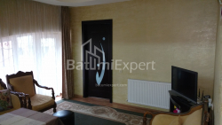 Квартира 3-комн 106 м² - Зураба Горгиладзе, Батуми