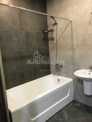 Квартира 2-комн 84 м² - Давида Агмашенебли, Батуми