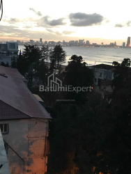 Квартира 3-комн 78 м² - Лесеридзе, Батуми