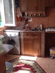 Квартира 3-комн 85 м² - Зураба Горгиладзе, Батуми