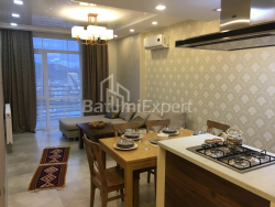 Квартира 2-комн 54 м² - Зураба Горгиладзе, Батуми