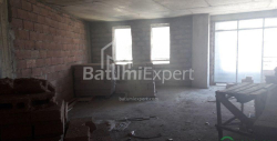 Квартира 3-комн 86 м² - Ангиса, Батуми