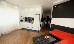 Квартира 3-комн 83 м² - Зураба Горгиладзе, Батуми