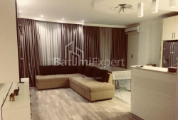 Квартира 5-комн 150 м² - Вахтанга Горгасали, Батуми
