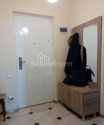 Квартира 2-комн 52 м² - Юрьевская, Батуми