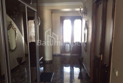 Квартира 5-комн 120 м² - Царя Парнаваза, Батуми