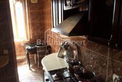 Квартира 5-комн 120 м² - Царя Парнаваза, Батуми