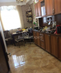 Квартира 2-комн 60 м² - Юрьевская, Батуми
