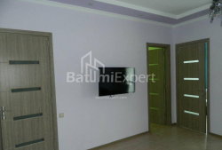 Квартира 3-комн 56 м² - Нико Пиросмани, Батуми