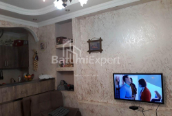Квартира 3-комн 48 м² - Юрьевская, Батуми