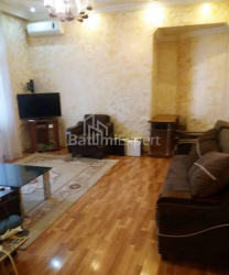 Квартира 3-комн 100 м² - Шерифа Химшиашвили, Батуми