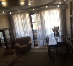 Квартира 3-комн 80 м² - Юрьевская, Батуми