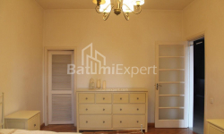 Квартира 4-комн 135 м² - Юрьевская, Батуми