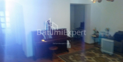 Квартира 4-комн 83 м² - Зураба Горгиладзе, Батуми