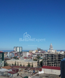 Квартира 2-комн 77 м² - Юрьевская, Батуми
