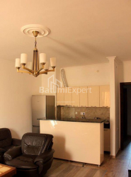 Квартира 2-комн 67 м² - Петра Меликишвили, Батуми
