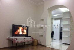Квартира 130 м² - Шерифа Химшиашвили, Батуми, Грузия