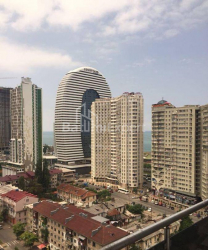 Квартира 2-комн 76 м² - Нико Пиросмани, Батуми
