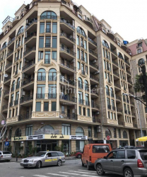 Квартира 3-комн 70 м² - Вахтанга Горгасали, Батуми