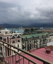 Квартира 2-комн 47 м² - Юрьевская, Батуми
