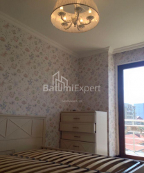 Квартира 4-комн 116 м² - Вахтанга Горгасали, Батуми