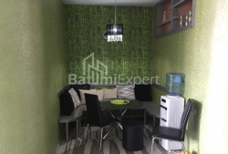 Квартира 3-комн 87 м² - Юрьевская, Батуми