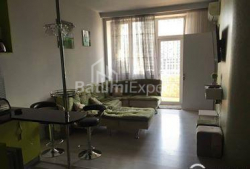 Квартира 3-комн 87 м² - Юрьевская, Батуми