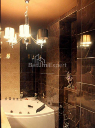 Квартира 4-комн 130 м² - Шерифа Химшиашвили, Батуми