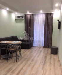 Квартира 2-комн 52 м² - Шерифа Химшиашвили, Батуми