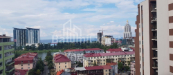 Квартира 4-комн 136 м² - Царя Парнаваза, Батуми