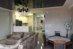 Квартира 4-комн 112 м² - Шерифа Химшиашвили, Батуми