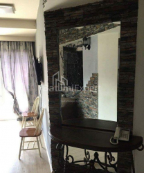 Квартира 4-комн 90 м² - Зураба Горгиладзе, Батуми